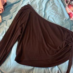 Off the shoulder long sleeve